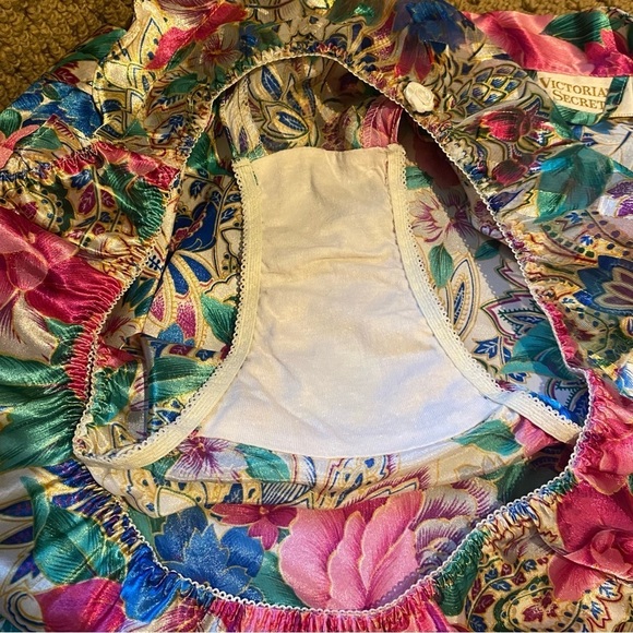 Vtg VICTORIA’S SECRET Multicolor 3-Piece Floral Slip Robe Set Size M/L - Picture 10 of 10